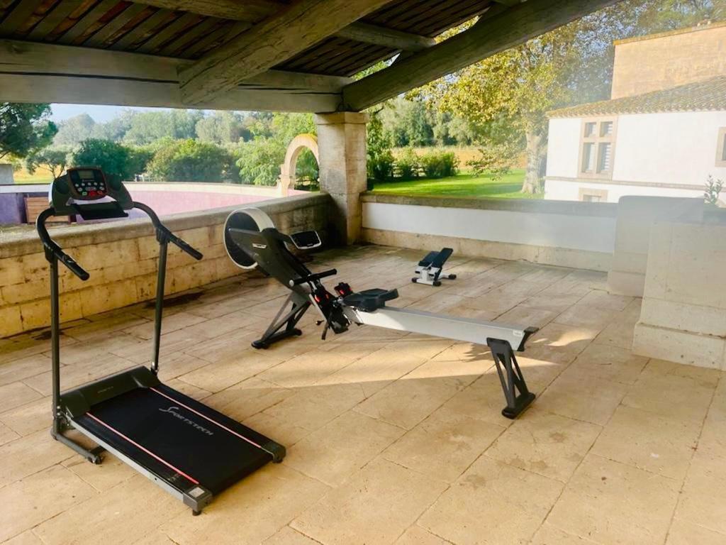Mas Des Becasses, En Provence - 22 Personnes Villa Arles Ngoại thất bức ảnh